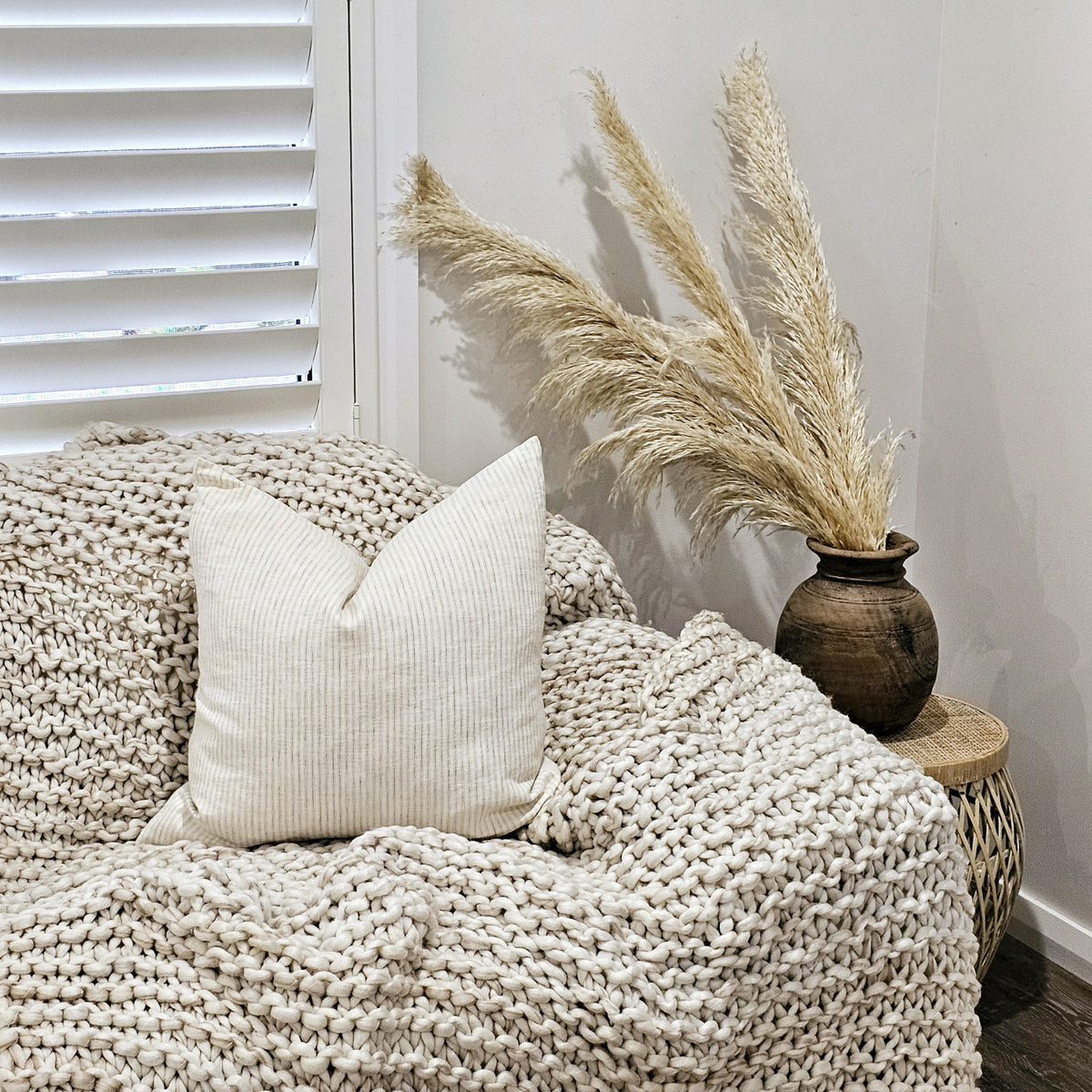 Two Tone chunky knit throw