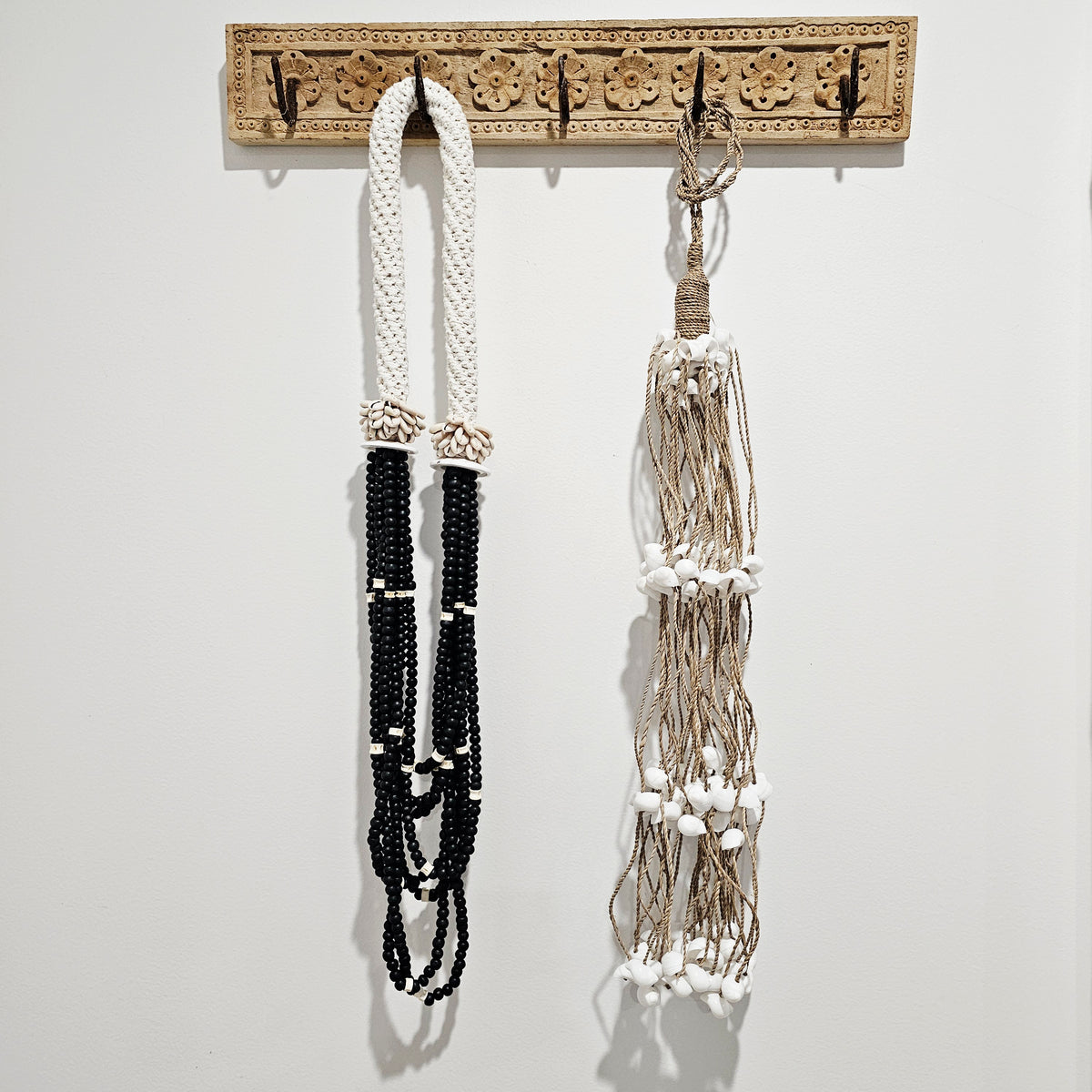 Navajo Shell Wall Necklace | Tassel