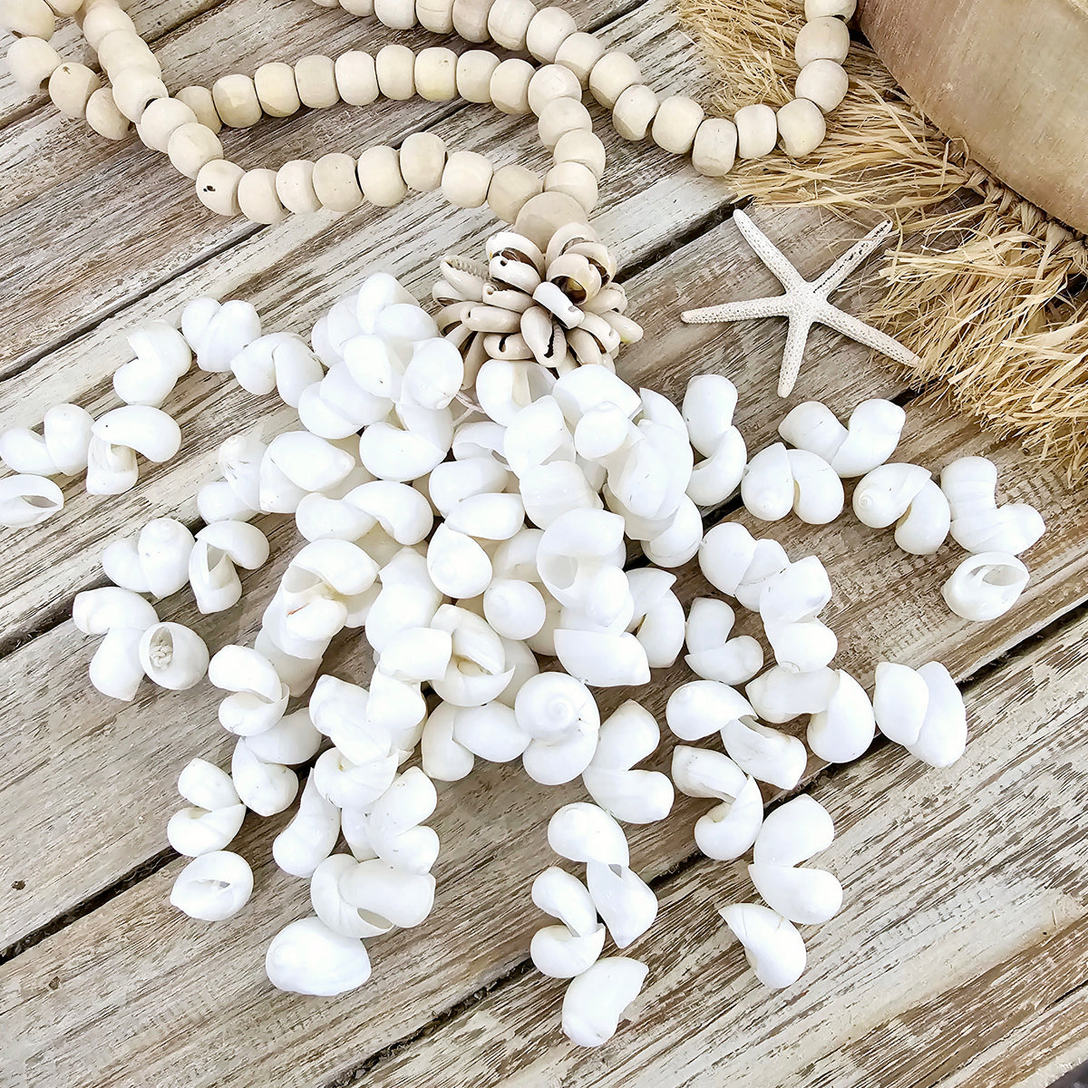 Immani Shell Garland Tassel