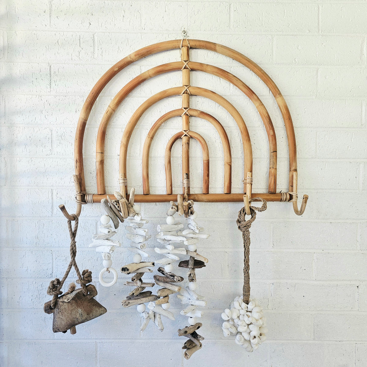 Immani Shell Garland Tassel