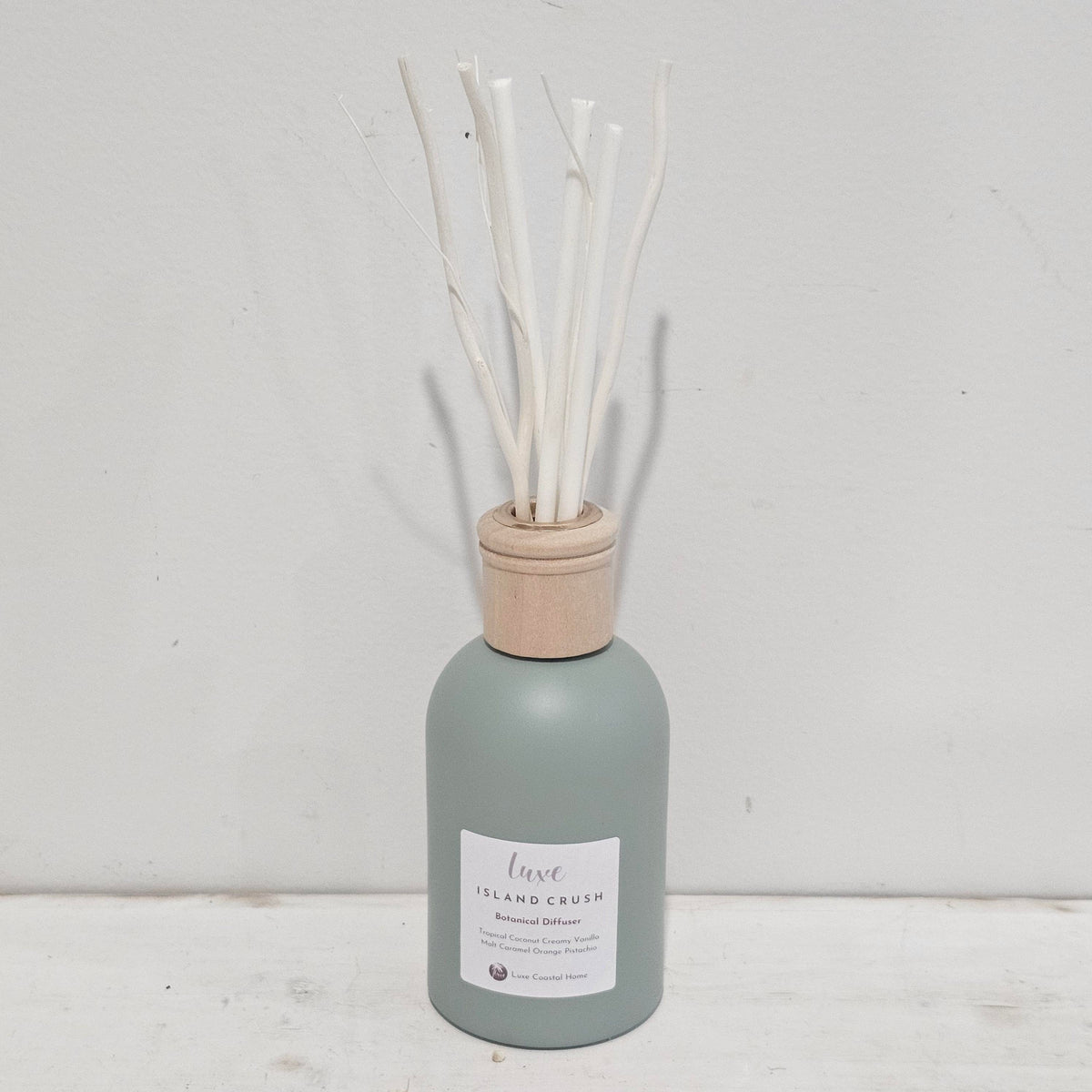 Luxe Driftwood Reed Diffuser | Sage Boston Jar