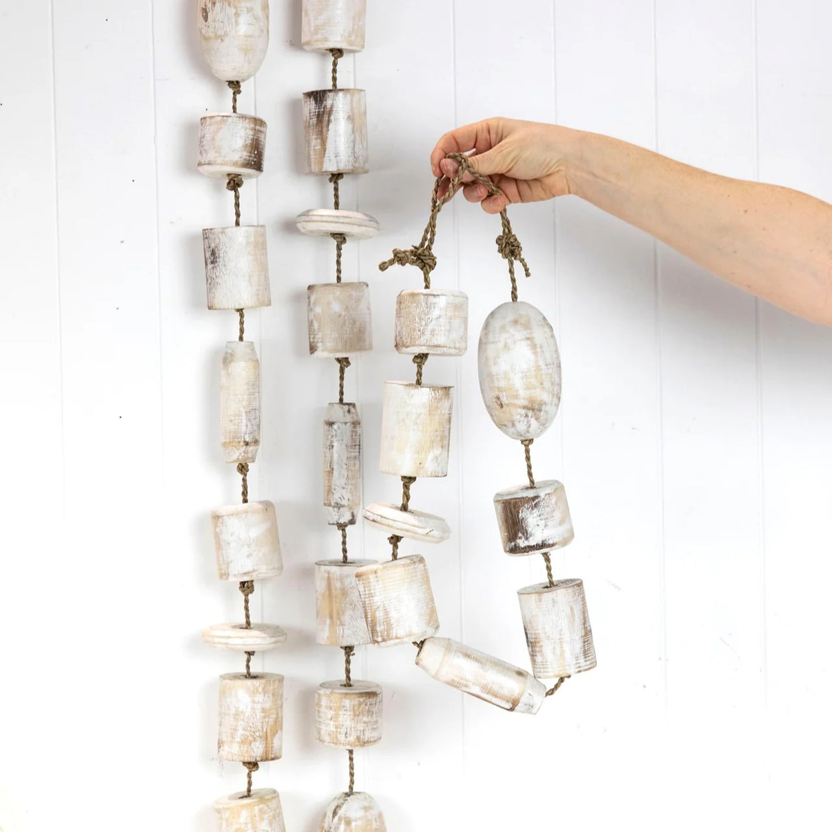 Drift Wooden Buoy Garland | Whitewash