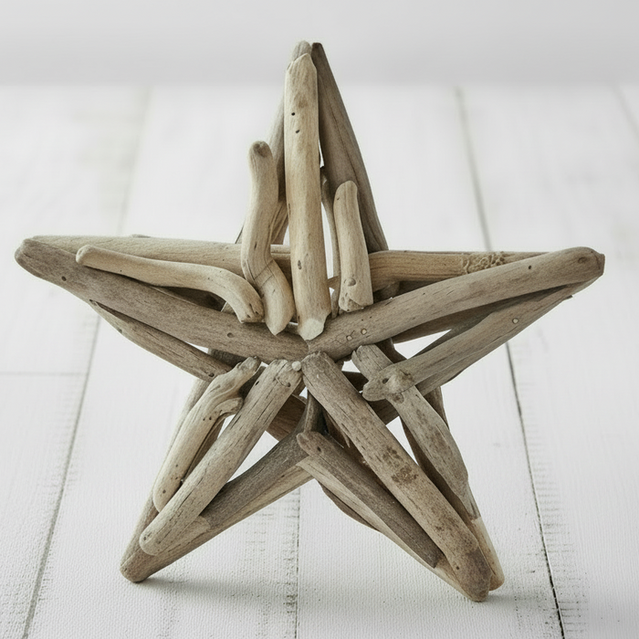 Handcrafted natural driftwood star, approx. 25cm. A versatile coastal accent for walls, shelves, doors and relaxed neutral interiors.