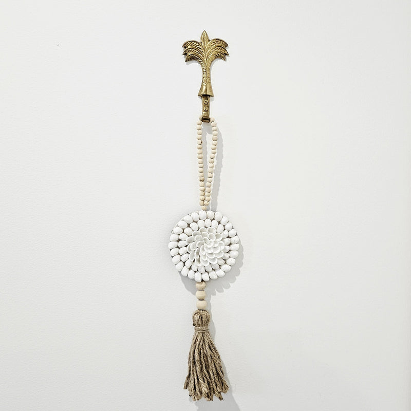 Leilani Shell Halo Wall Necklace | White