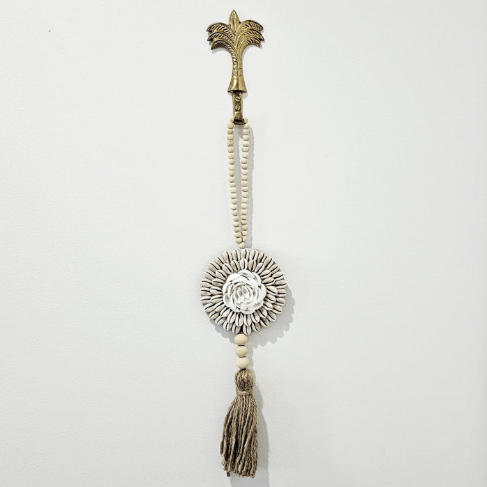Leilani Shell Halo Wall Necklace | Natural