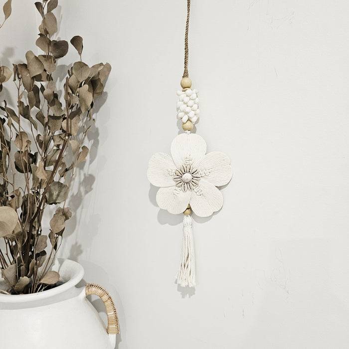 Chantilly Boho Petal Wall Necklace | White