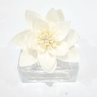 Luxe Sola Flower Botanical Diffuser | Water Lily Reed