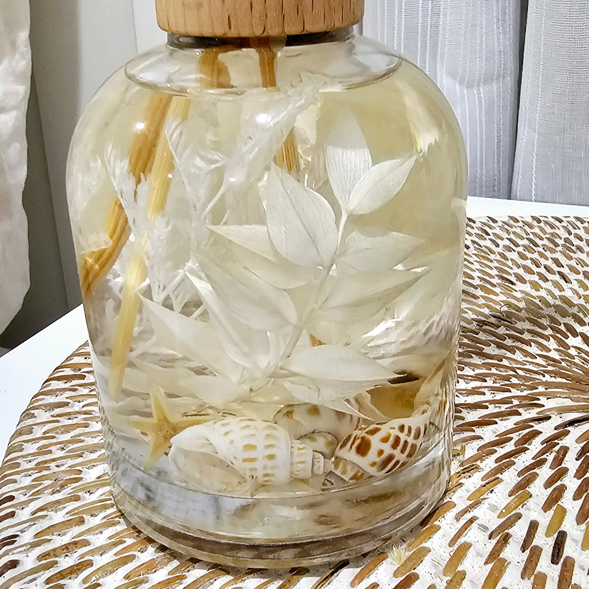 coastal home fragrance diffuser with natural botanicals